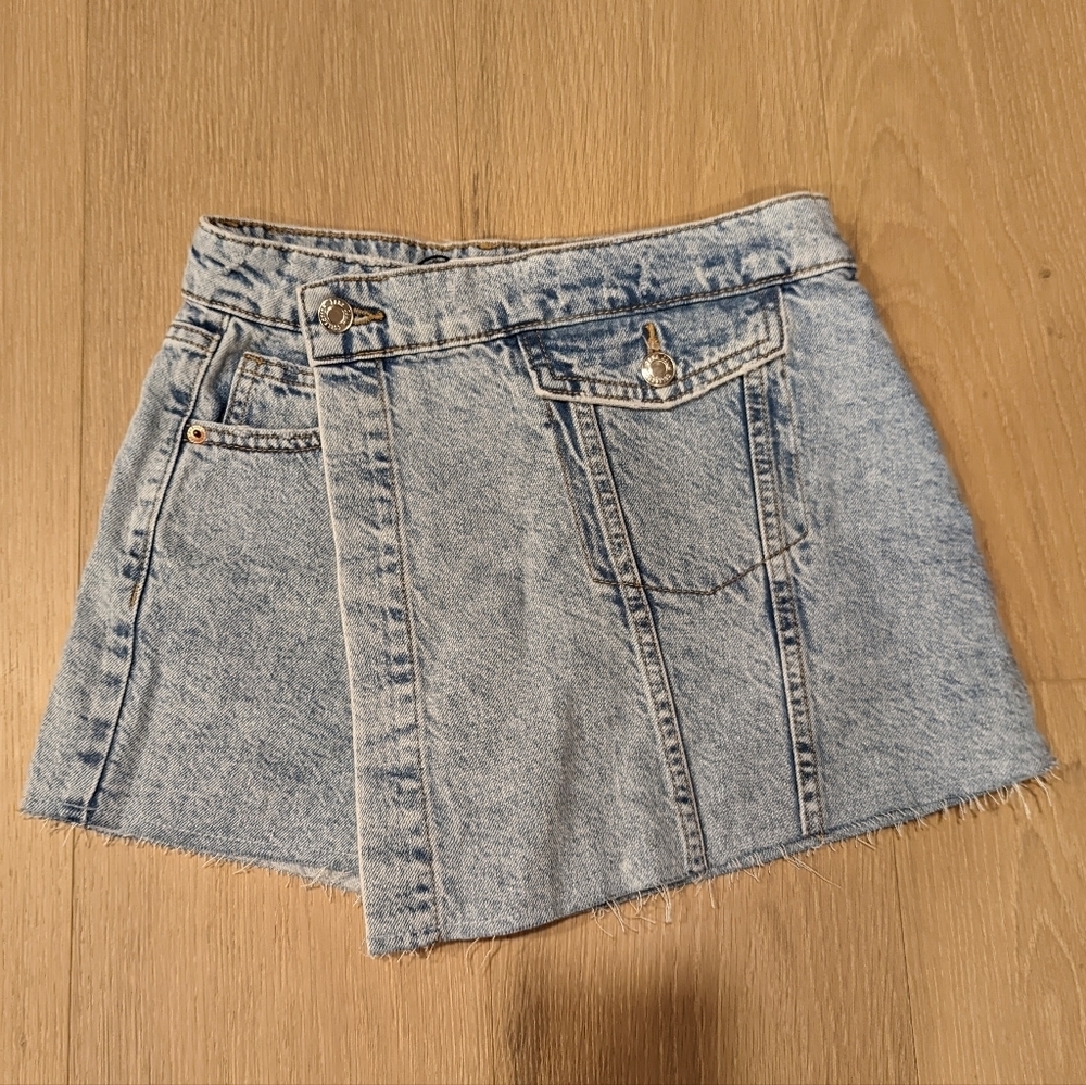 Zara Light Blue Denim Skort